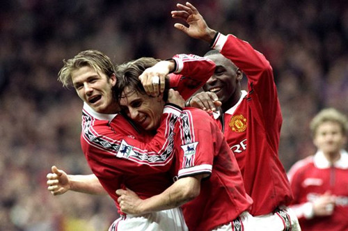 边卫在防守 边卫在防守